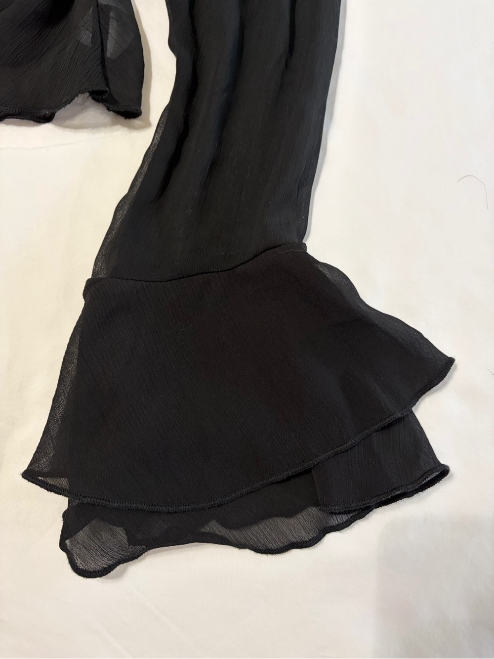 American Eagle Outfitters Black Ruffle V-Neck Sheer Sleeve Blouse - Picture 7 of 7